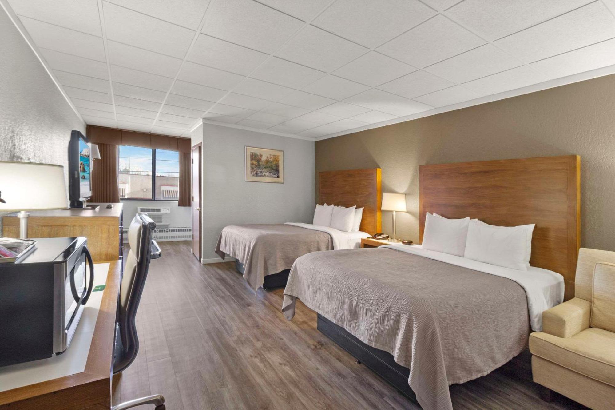 Quality Inn & Suites Downtown Грин Бэй Экстерьер фото