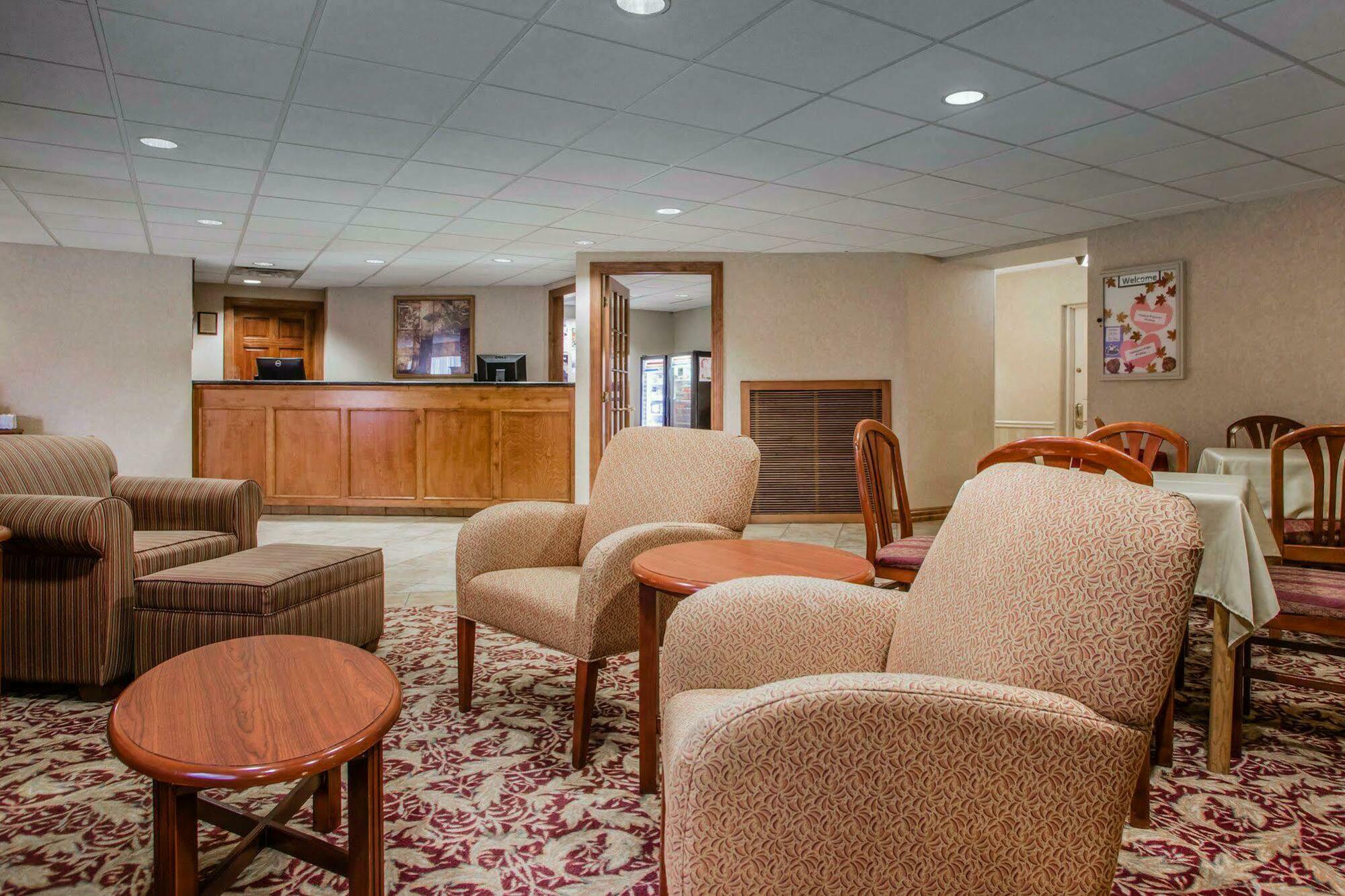 Quality Inn & Suites Downtown Грин Бэй Экстерьер фото